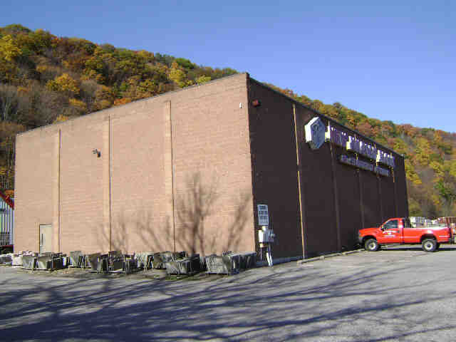 Building photograph for 574 DANBURY RD